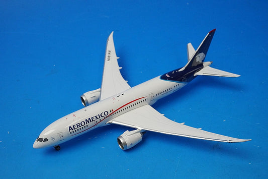 1:400 B787-8 Aeromexico N961AM 10820 Phoenix airplane model