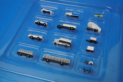 1:400 AIRPORT SERVICE 14 Piece Ground Accessory Set Diorama GJARPTSETA Gemini