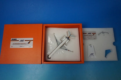 1:200 MD-81 JAS Japan Air System JA8461 EW2M81002 JC Wings airplane model