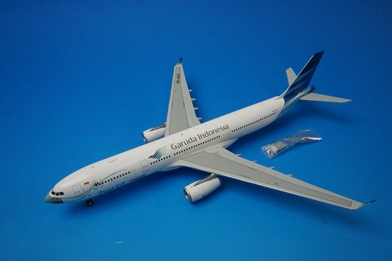 1:200 A330-300 Garuda Indonesia Mask On PK-GHC LH2270 JC Wings airplane model