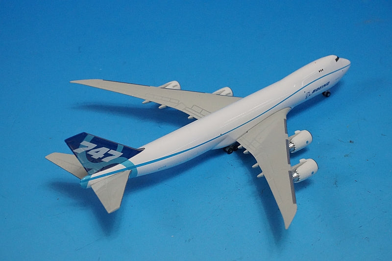 1:500 B747-8F Boeing House Color Flight Test Lively N747EX 515740 Herpa