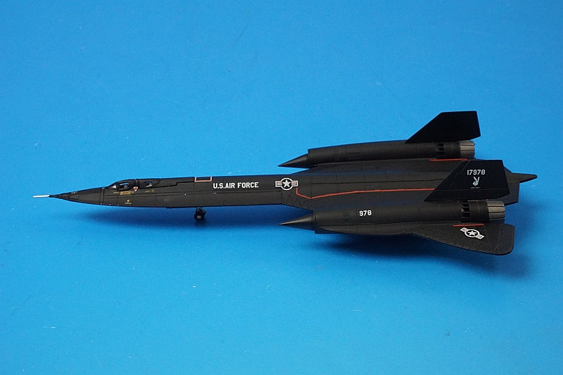 1:200 SR-71A Blackbird United States Air Force 9th Strategic Reconnaissance Wing Rapid Rabbit 553346 Herpa