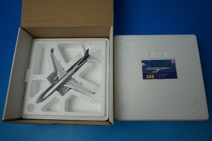 1:200 B737-800 Delta SkyTeam N3765 IF7380611 INFLIGHT airplane model
