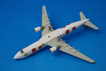 1:400 A330-300 EVA Air Hello Kitty Love Apple B-16332 XX4922 JC Wings airplane model