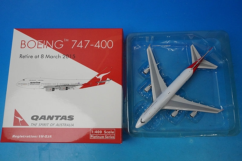 1:400 B747-400 Qantas VH-OJA 11109 Phoenix airplane model