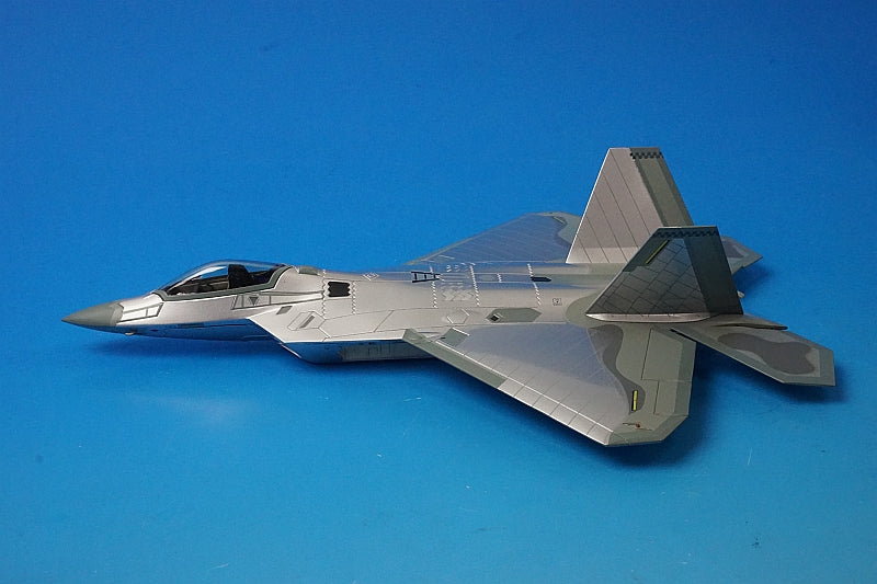 1:72 F-22 Raptor 422nd Test and Evaluation Squadron Chrome Paint HA2823 Hobby Master airplane model