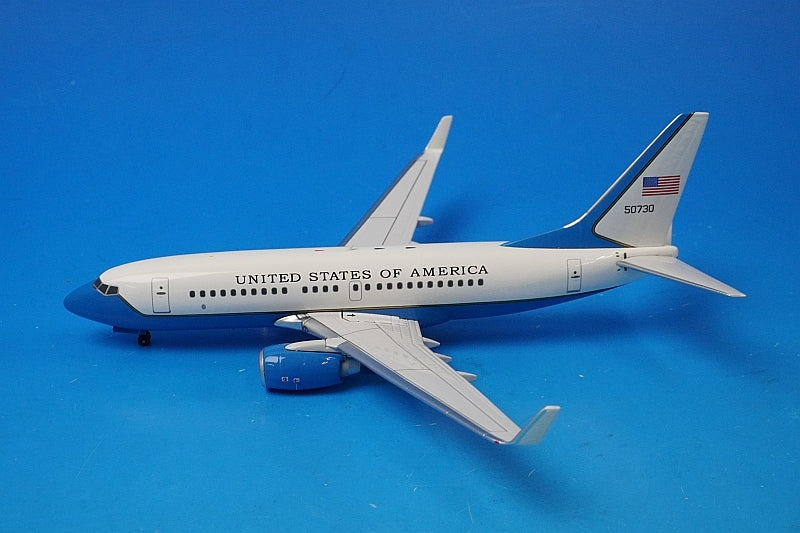 1:200 B737-700 C-40B USAF VIP Transport Aircraft 50730 AV2737001 Aviation airplane model