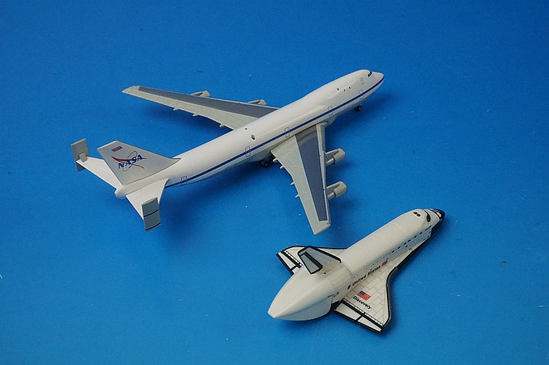 1:500 NASA Space Shuttle Discovery OV-103 & Boeing 747SCA N905NA 515290 Herpa