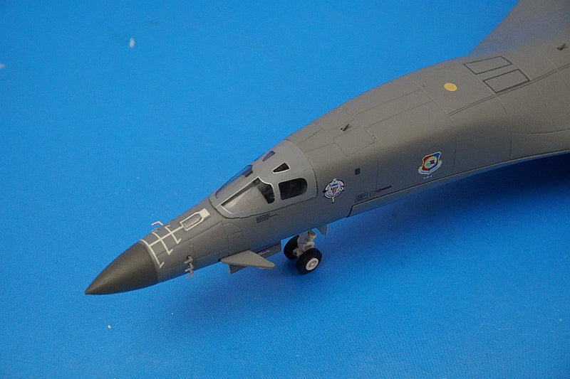 1:200 B-1B USAF 184th Bomber Wing 127th Bomber Squadron McConnell Base 559263 Herpa