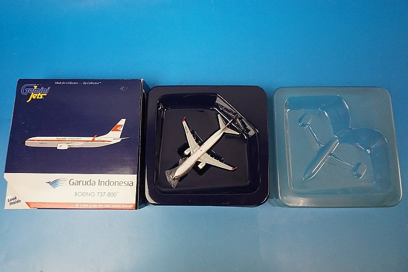 1:400 B737-800 Garuda Indonesia 60s Retro PK-GFM GJGIA1056 Gemini airplane model
