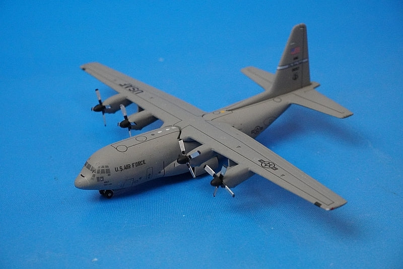 1:400 C-130H USN United States Air Force Newcastle Air National Guard #90-1057 GMUSA114 Gemini airplane model