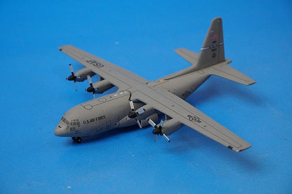 1:400 C-130H USN United States Air Force Newcastle Air National Guard #90-1057 GMUSA114 Gemini airplane model
