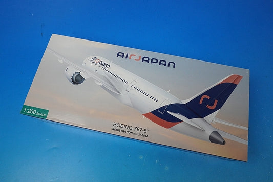 1:200 B787-8 Air Japan New Paint with WiFi Radome and Gear JA803A Snap Fit Model NQ20204 ANA