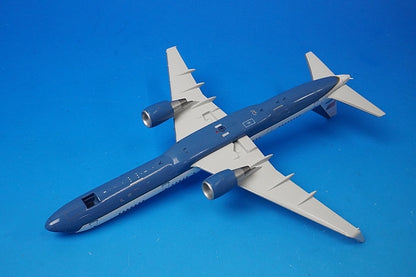 1:200 C-32A USN United States Air Force Andrews #99-0004 G2AFO1280 Gemini airplane model