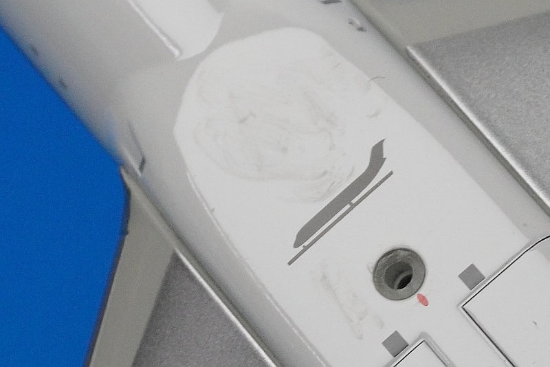 1:200 B777-212/ER Singapore JUBILEE 9V-SVL 2100 JC Wings airplane model