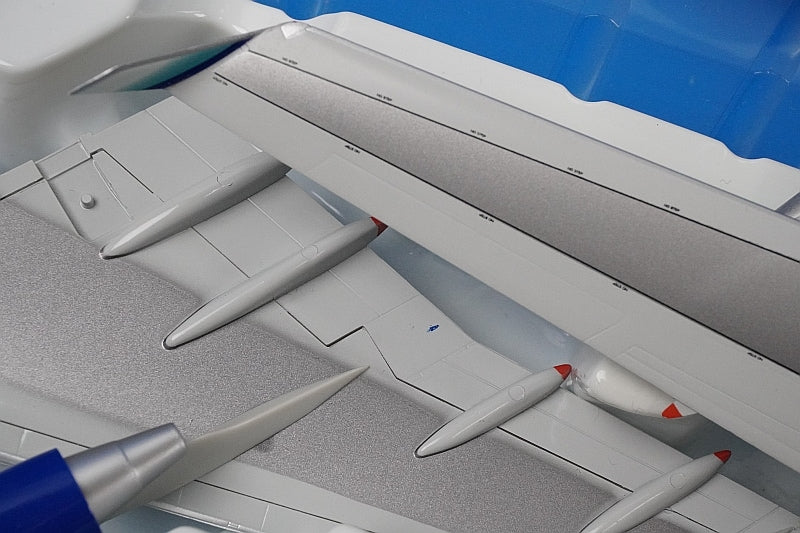 1:200 B747-400 China Air B-18210 4012 Hogan airplane model