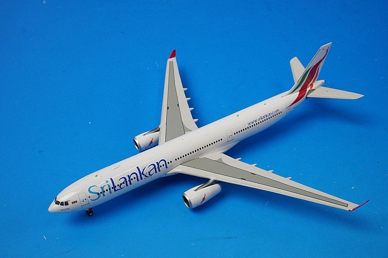 1:400 A330-300 Sri Lanka 4R-ALL 11085 Phoenix airplane model