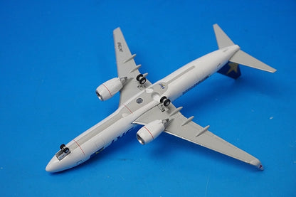 1:400 B737-800 Skymark ONE PIECE Jet JA73NF BC4007 Gemini airplane model