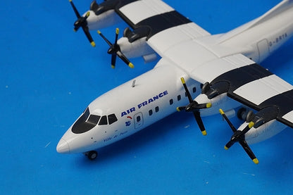 1:200 de Havilland Canada DHC-7 Air France 572644 Herpa airplane model