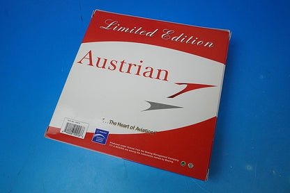 1:400 B777-200ER Austria OE-LPA 10918 Phoenix airplane model