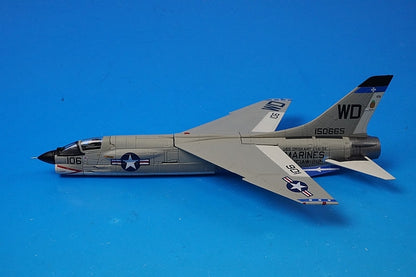 1:72 F-8E Crusader U.S. Marine Corps 212th Marine Fighter Squadron Lancers WD106 1965 001624 CENTURY WINGS