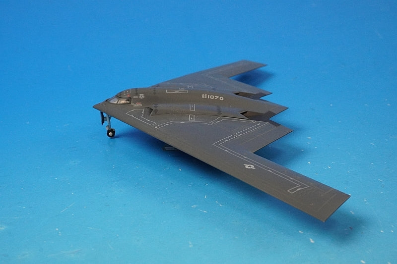 1:200 B-2A U.S. Air Force 412th Test Wing Spirit of Ohio Fire & Ice 553919 Herpa airplane model