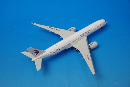 1:400 A350-900 China Eastern B-304D 11496 Phoenix airplane model