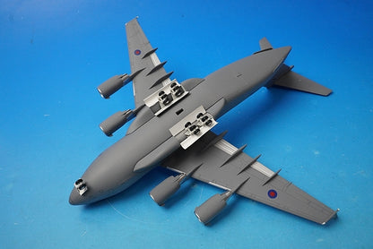 1:200 C-17A Royal Air Force No. 99 Squadron 7624 Hogan airplane model