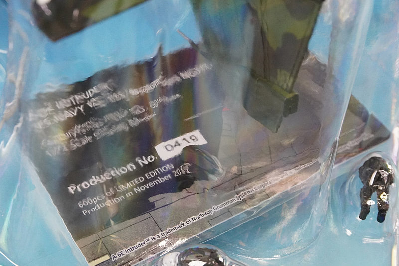 1:72 A-6E Intruder USN 165th Attack Squadron Boomers NG511 1990 001648 CENTURY WINGS airplane model