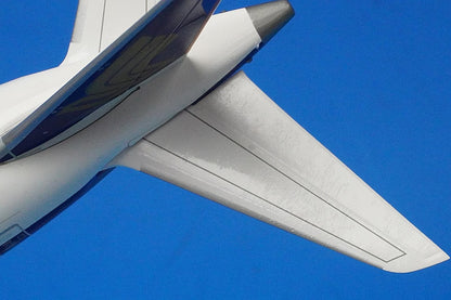 1:200 B787-10 Singapore 9V-SCN L2038 SQ Wings airplane model