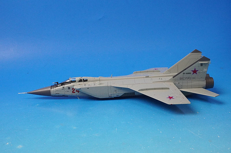 1:72 MiG MiG-31BM Foxhound Russian Aerospace Forces 712th Aviation Regiment w/R-77&R-37 HA9703 Hobby Master airplane model