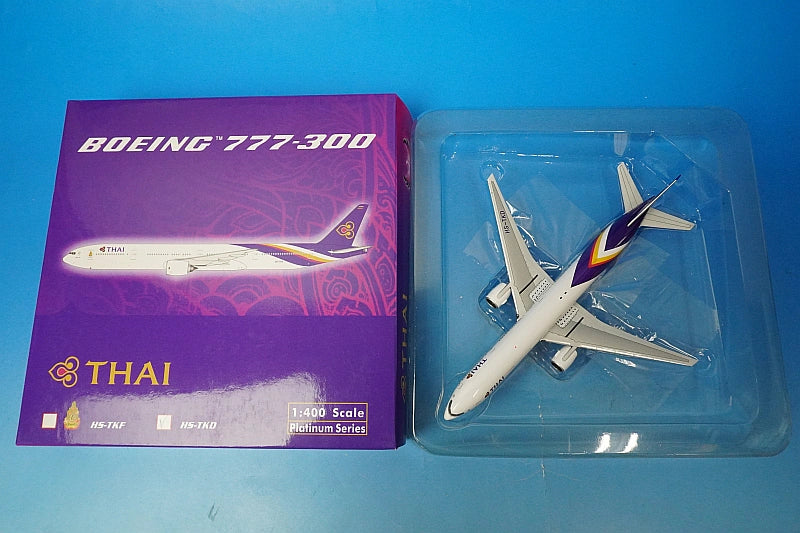 1:400 B777-300, Thailand, HS-TKD 10331 Phoenix airplane model