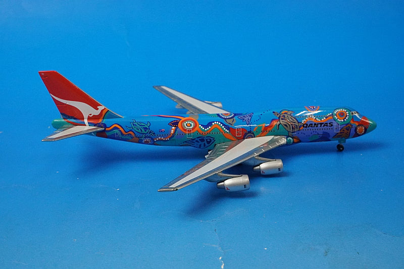 1:400 B747-300 Qantas "Nalanji Dreaming" VH-EBU 84021001 Tucano Line