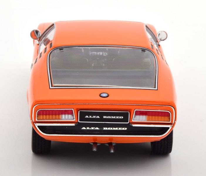 KKDC180383 KK scale 1:18 Alfa Romeo Montreal 1970 Orange