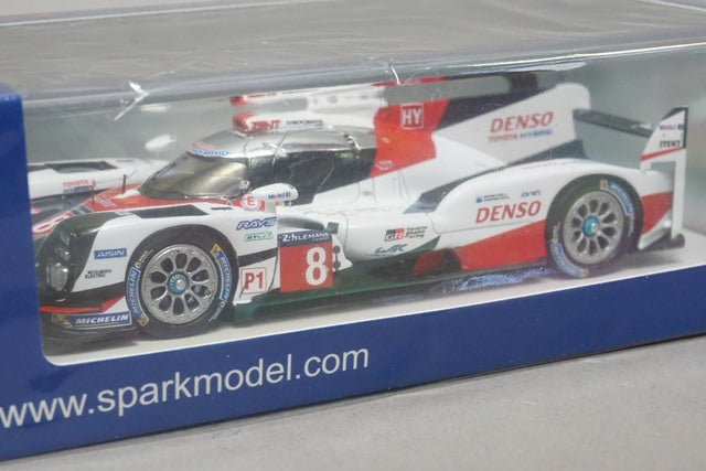 1:43 SPARK S5804 Toyota TS050 Hybrid #8 LM 2017 TOYOTA GAZOO Racing model car