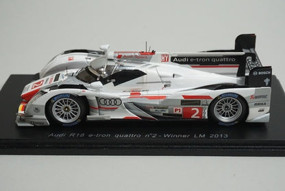 1:43 SPARK 43LM13 Audi R18 e-tron quattro Le Mans Winner 2013 #2 model car