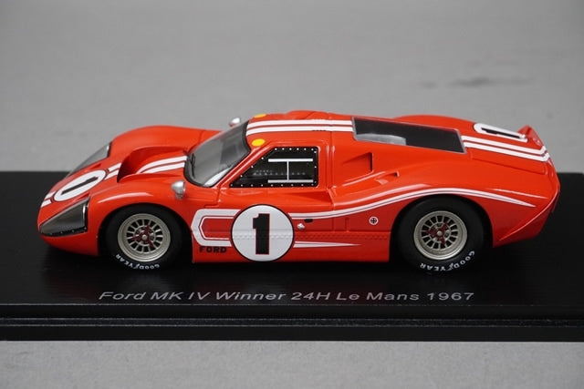 1:43 SPARK 43LM67 Ford GT Mk4 Le Mans 24h winner 1967 #1 model car