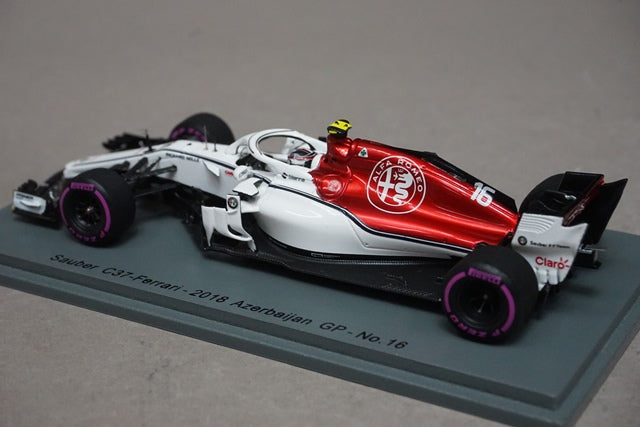 1:43 SPARK S6055 Sauber C37 Ferrari Azerbaijan GP 2018 #16 Charles Leclerc