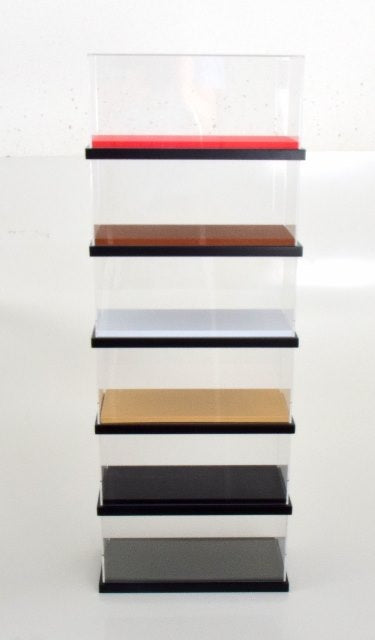 JC-L18GR Jewel Cases 1:18 Scale Acrylic Display Case with Leather Base (Size: Approx. 35.5 x 17 x 15.8cm) Gray