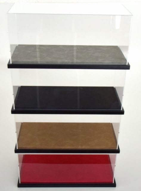 JC-L12RE Jewel Cases 1:12 scale acrylic display case with leather base (size: approx. 48 x 25 x 21 cm) Red