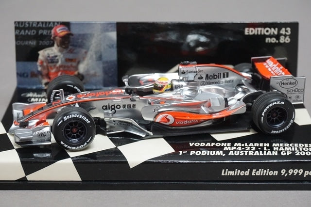 1:43 MINICHAMPS 530074312 Vodafone McLaren Mercedes MP4-21 Australian GP 2007 First Podium Lewis Hamilton #2