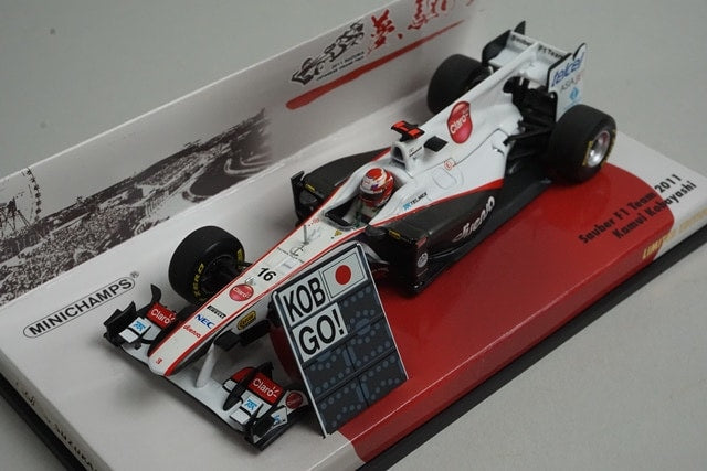 1:43 MINICHAMPS 413110186 Sauber Show Car 2011 #16 model car