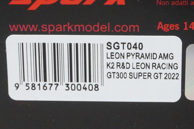 1:43 SPARK SGT040 LEON PYRAMID AMG GT300 Super GT 2022 #65