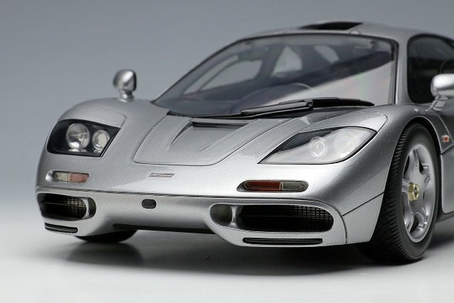 EML073A MakeUp EIDOLON 1:18 McLaren F1 Road Car 1994 Magnesium Silver