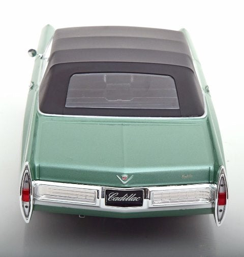 KKDC180315 KK Scale 1:18 Cadillac DeVille Convertible 1967 with Soft Top, Light Green Metallic/Black