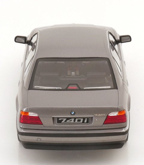 KKDC180367 KK scale 1:18 BMW 740i E38 1st Series 1994 Grey Metallic