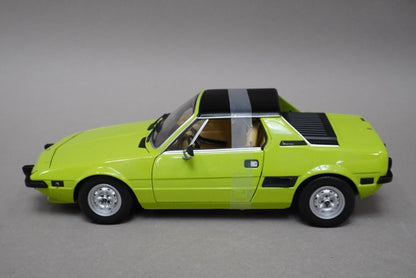 1:18 MINICHAMPS 100121661 Fiat X1/9 1974 Green