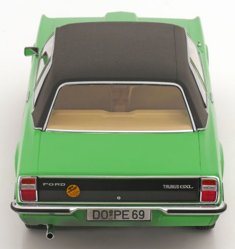 KKDC180978 KK scale 1:18 Ford Taunus GXL Sedan 1971 Green/Matte Black model car