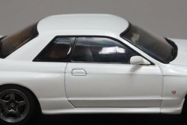 1:43 HPI 8158 Nissan Skyline GT-R (R32) Crystal White