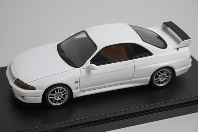 1:43 HPI 8384 MIRAGE Nissan Skyline GT-R V-spec N1 (R33) White model car